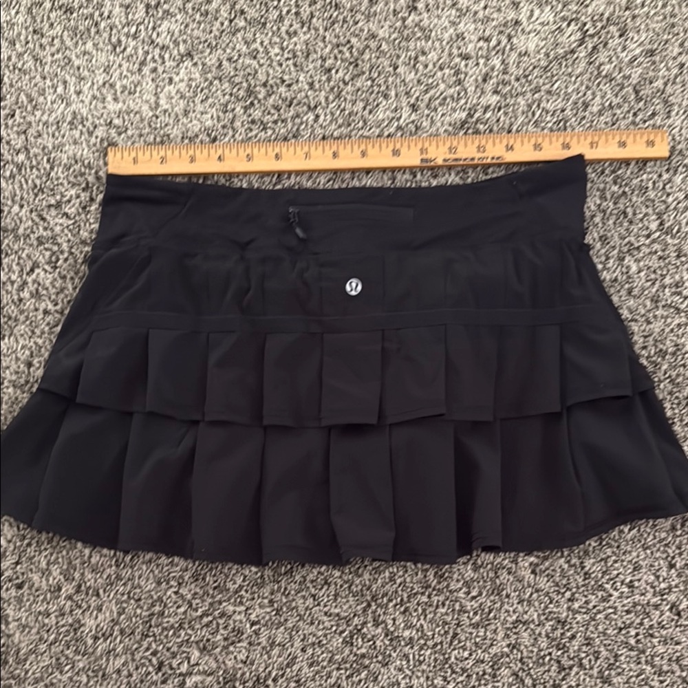 Lululemon Black Ruffled Running Skirt - Picture 3 of 6